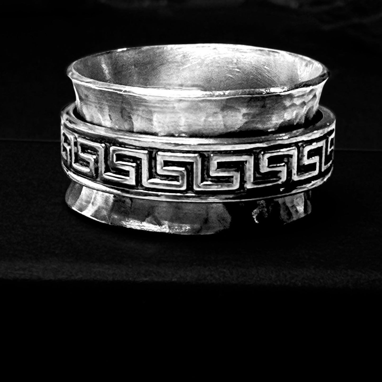 Eternal Flow- Sterling Silver Hammered Spin Ring with Meander Pattern – Size 9