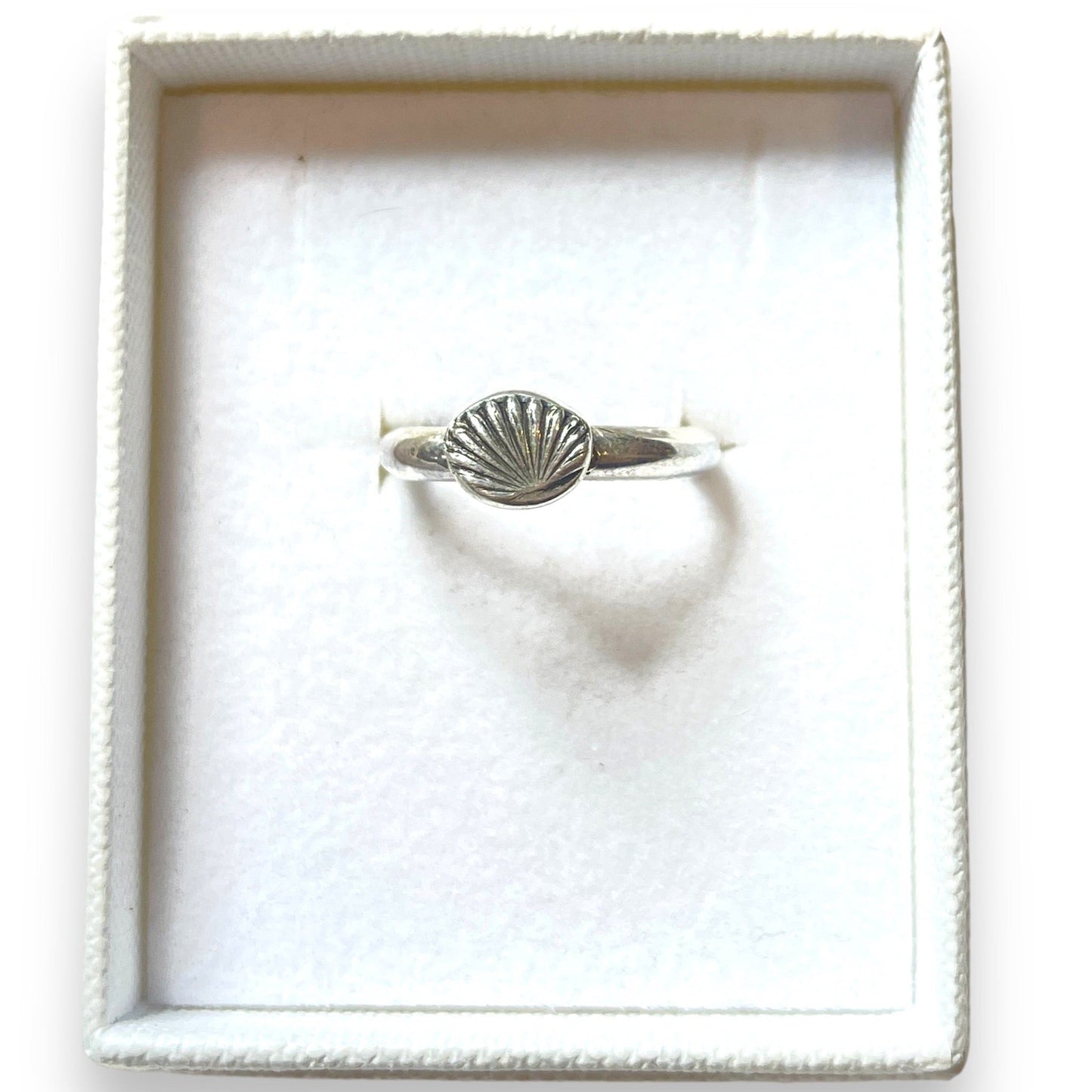 Petite Charm: Handforged Sterling Silver Pinky Ring – Size 5.5