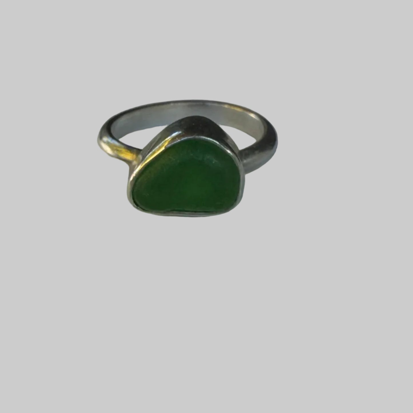 Emerald Green Sea Glass Ring – Sterling Silver | Size 7