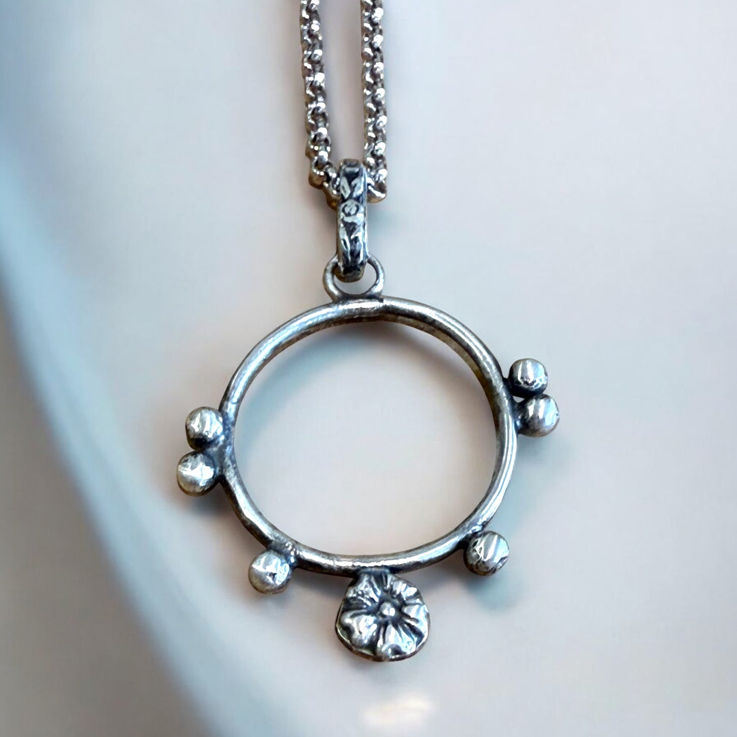 Wild Bloom Hoop pendant necklace