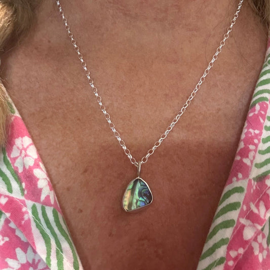 Paua shell pendant necklace